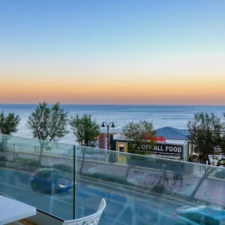 Апартаменты Lavish Sea View In The Heart Of Слима