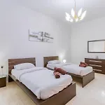 Apartmán Luxury Waterfront In Prime Area Sliema
