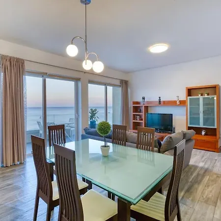 Lavish Sea View In The Heart Of *