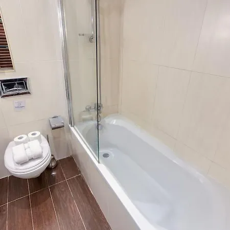 Luxury Waterfront In Prime Area 아파트 슬리에마